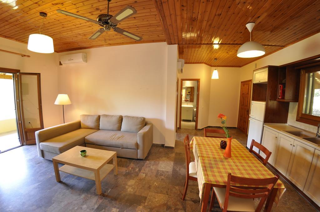 Magdalini Apartments Afión Esterno foto